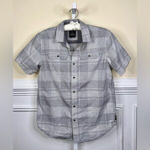 Prana Men’s Button Down Collared Grey Short Sleeve Shirt Size Medium
